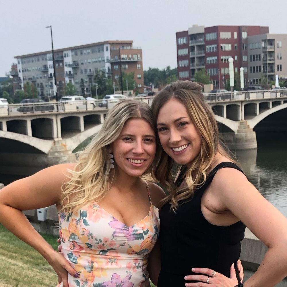 Meet your Posher, Carissa